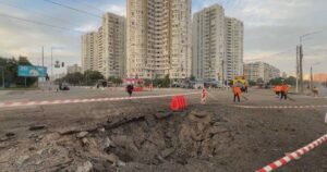 Ataque da Rússia contra Kiev deixa pelo menos 10 feridos