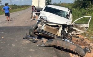Colisão envolvendo três veículos é registrada na BR-364 no interior do Acre
