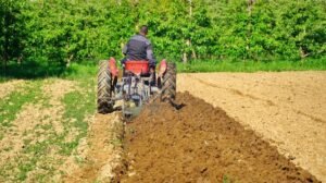 Emater adquire 27 microtratores para agricultores familiares do Acre