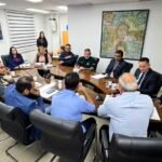 Sindicatos da Saúde e Governo debatem erros em pagamentos na Aleac