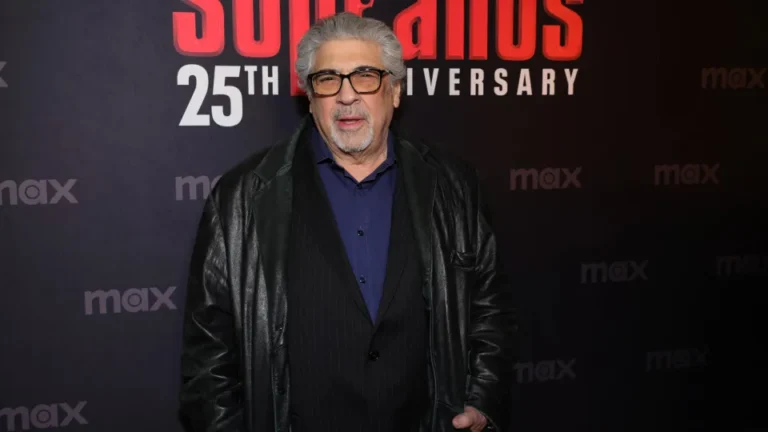 Morre Vincent Pastore, ator da série