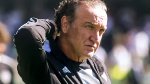 Cuca festeja presença do Santos em três competições:
