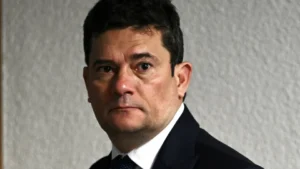 Sergio Moro desiste de debate e acusa PT e PSD de