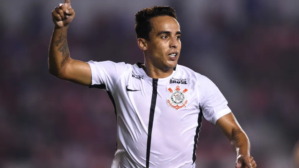 Jadson, ex-Corinthians e São Paulo, é liberado após prisão por suspeita de violência doméstica