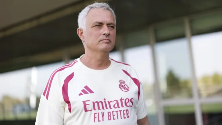 Temporada europeia se inicia com luta de Mourinho para evitar tri do Barcelona