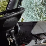 Acidente entre caminhão e carros deixa 5 mortos e 9 feridos em rodovia no RJ