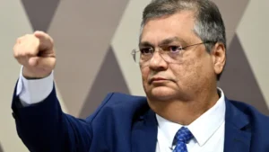Partidos têm até quarta para explicar a Dino atuação de dirigentes na distribuição de emendas