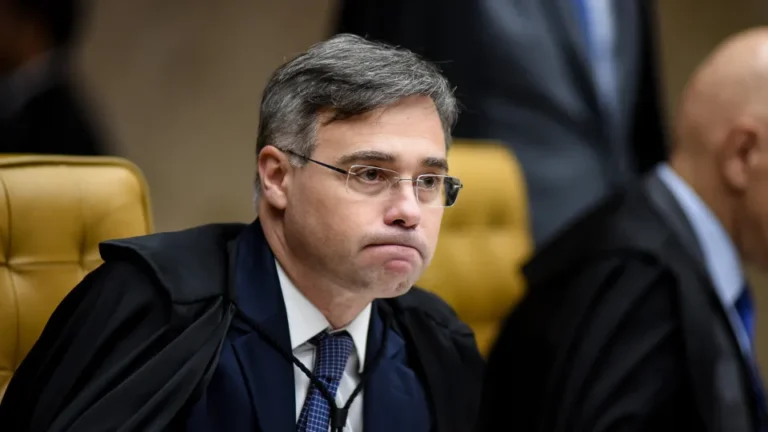 André Mendonça propõe critérios para definir deepfake nas eleições de 2026