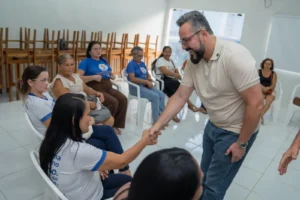Alan visita APAA de Cruzeiro do Sul e anuncia novos investimentos