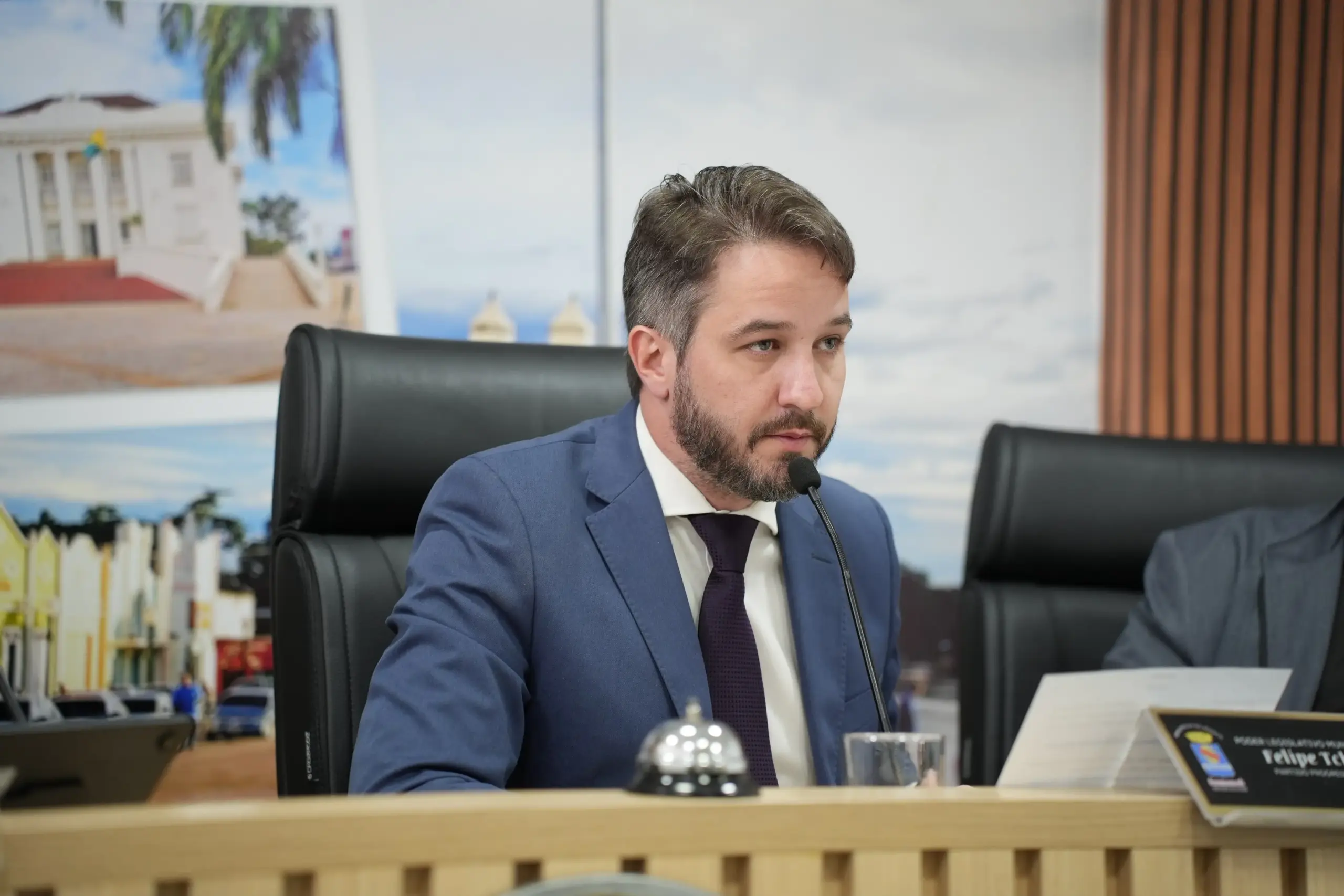 Nunca vi uma carreata desse tamanho”, diz Felipe Tchê durante carreata