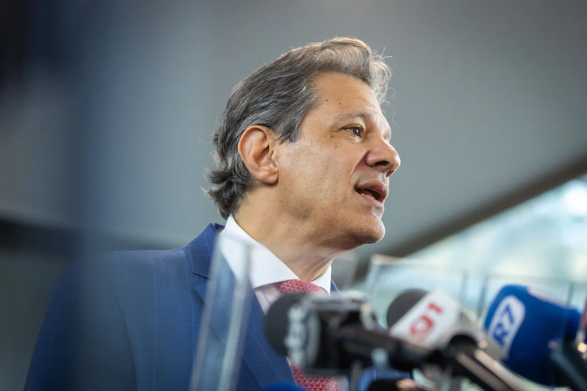 PM abre investigação sobre suposta perseguição a motorista de Haddad