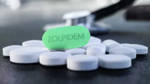 Caí do sétimo andar, perdi a visão e parte da perna após uso de zolpidem, diz médico