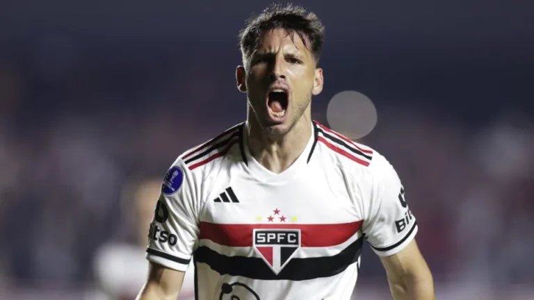 São Paulo entra em acordo com Calleri, e renovação fica pela assinatura