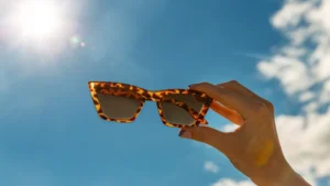 7 mitos sobre óculos de sol que podem colocar a saúde dos olhos em risco