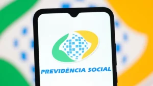 INSS permite aposentadoria aos 55 anos; veja como solicitar