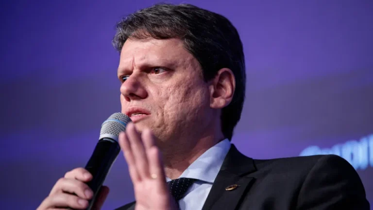 Tarcísio de Freitas não irá a desfile de 7 de Setembro no Anhembi