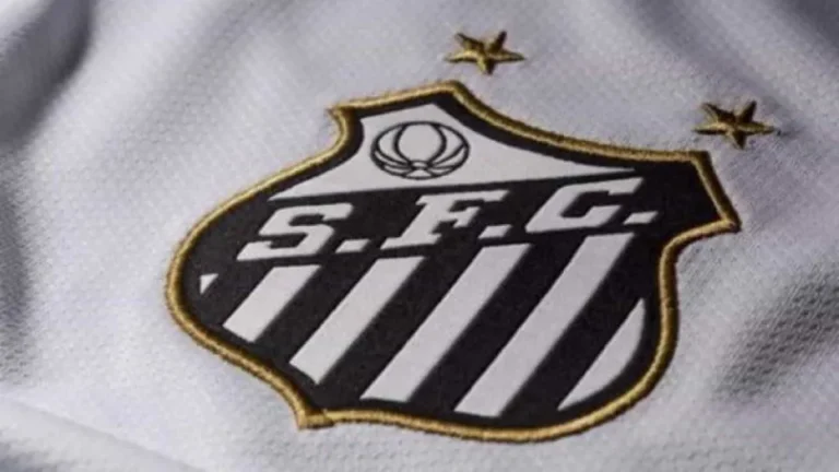 Santos faz três gols no 1º tempo e quase cede empate, mas vence o Inter