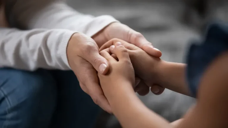 Autismo: médica lista estratégias que ajudam no atendimento a crianças