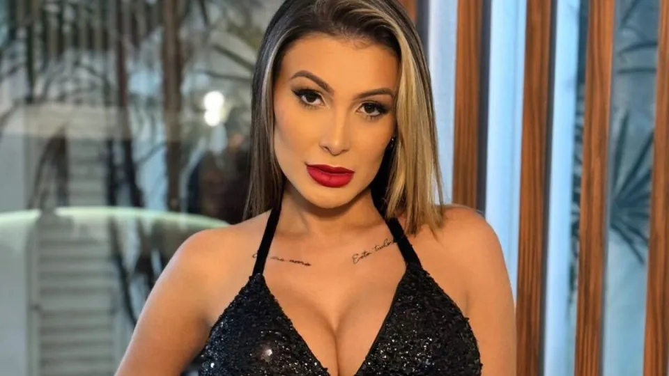 Urach expõe suposto affair com Léo Santana: