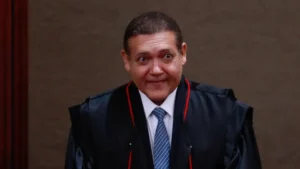 Vorcaro bancou mansão para ministro