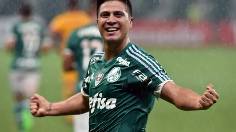 Ex-Palmeiras revela luta contra o álcool: