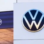 Volkswagen corta projeção de lucro após baixa contábil na Porsche e piora na China