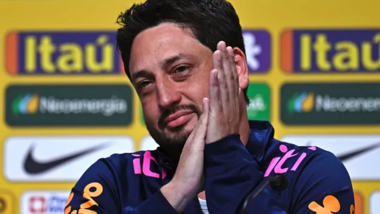 Arthur Elias convoca seleção feminina para amistosos contra Argentina