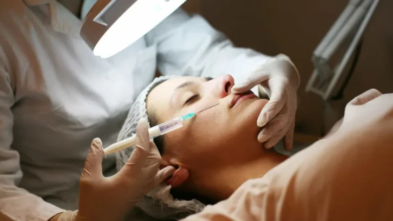 Harmonização facial não é igual para todas as idades; entenda por quê