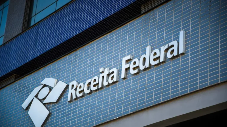 Receita paga nesta quarta lote da malha fina do Imposto de Renda