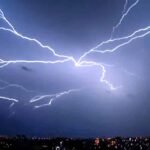 Energisa emite alerta para chuvas fortes e raios em todo o Acre até sexta-feira