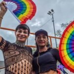 Parada do Orgulho LGBT+ chega à 20ª edição embalada por trio elétrico