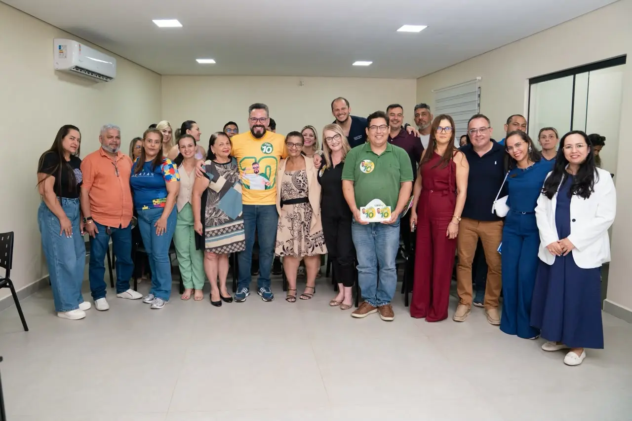 Alan Rick visita Clínica CER e promete ampliar terapias infantis