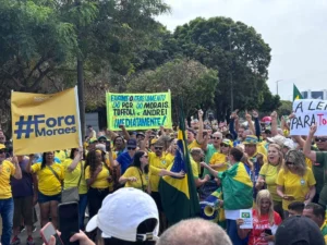 Protestos contra Moraes reúnem centenas durante 7 de setembro