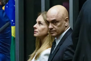 Mendonça expõe contrato de milhões do escritório da mulher de Moraes com o Banco Master