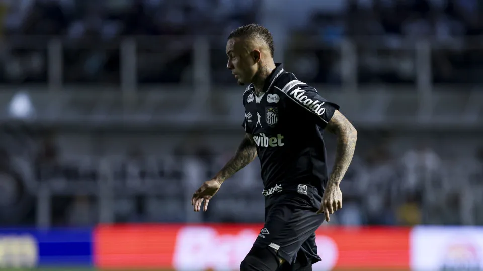 Na estreia de Cebolinha, Santos bate o Cruzeiro e se afasta bem do Z4