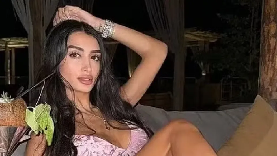 Influencer é acusada de se aproximar de homens ricos para furtá-los