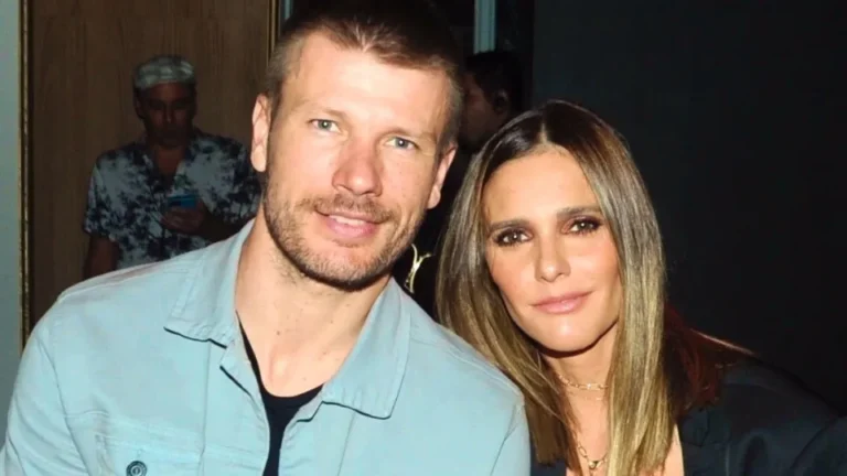 Fernanda Lima e Rodrigo Hilbert acompanham desfile do filho João na São Paulo Fashion Week