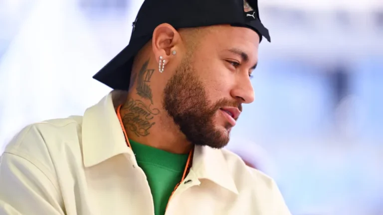 Neymar é criticado após reagir a vídeo que ridiculariza manifestante e cita Marielle Franco