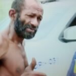 No Acre, homem fotografado com poste furtado é preso e liberado por causa da Lei Eleitoral