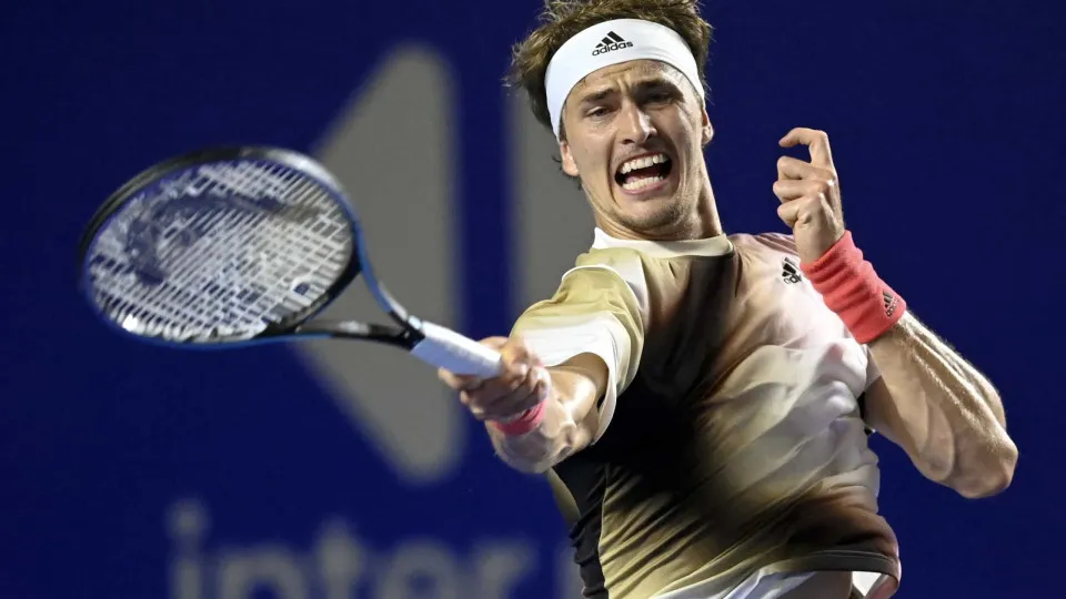 Filho de soviéticos, Zverev cumpre profecia de Nadal e chega ao topo do ranking